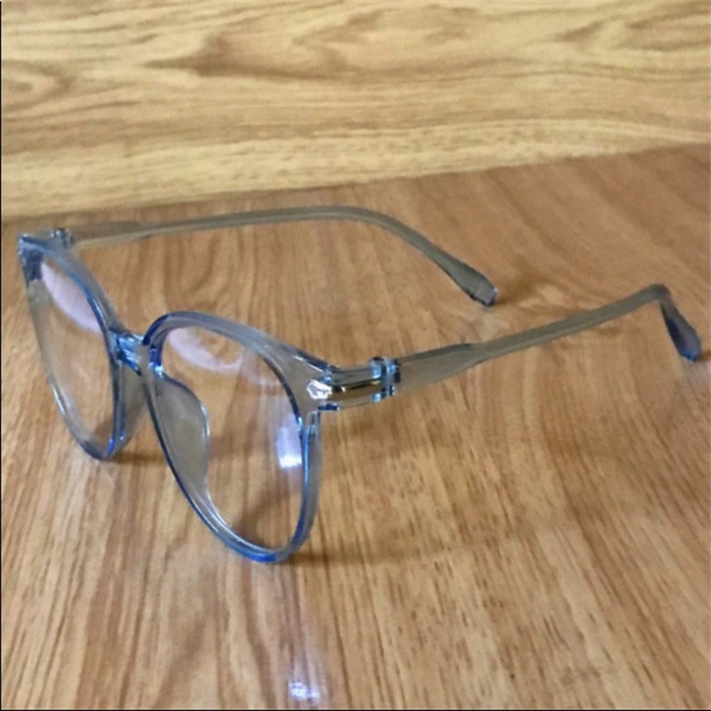 AFFORDABLE BLUE LIGHT BLOCKING GLASSES 🤓 - Picture 3 of 6
